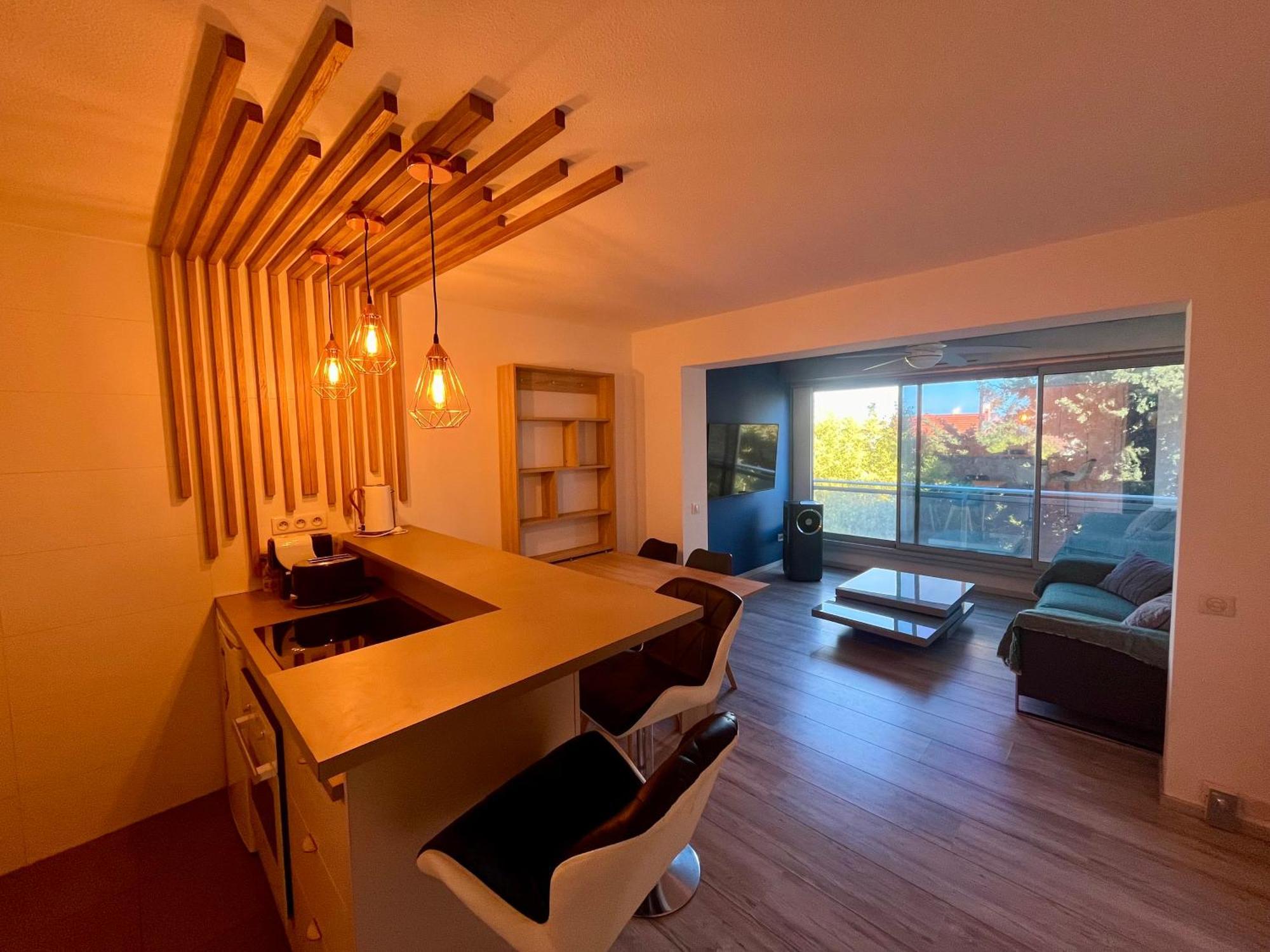 Apt Golfe Juan - 5Min Des Plages - Parking Privee - Piscine Rooftop Vallauris Exterior foto